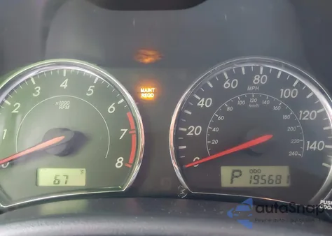 2011 Toyota Corolla S z USA, uszkodzony, nr VIN 2T1BU4EE4BC681944